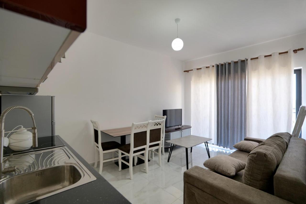 Arijons Apartments Sarandë 外观 照片