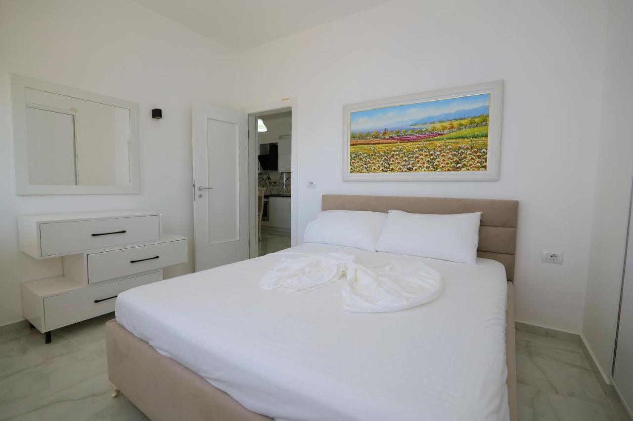 Arijons Apartments Sarandë 外观 照片